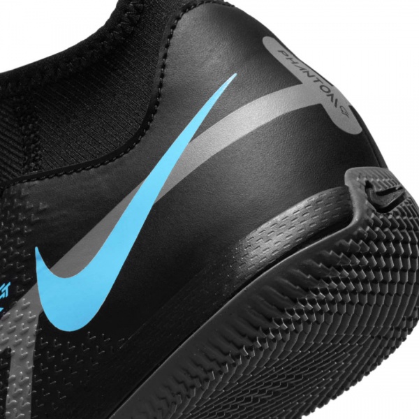 Футзальная обувь Nike Jr. Phantom GT2 Academy Dynamic Fit IC DC0815-004 р.US 5,5Y черный
