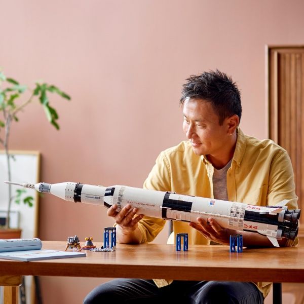 Конструктор LEGO Ideas Ракетно-космическая система НАСА Сатурн-5-Аполлон 92176