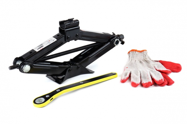 Домкрат механічний ромбічний AMiO 1,5 т