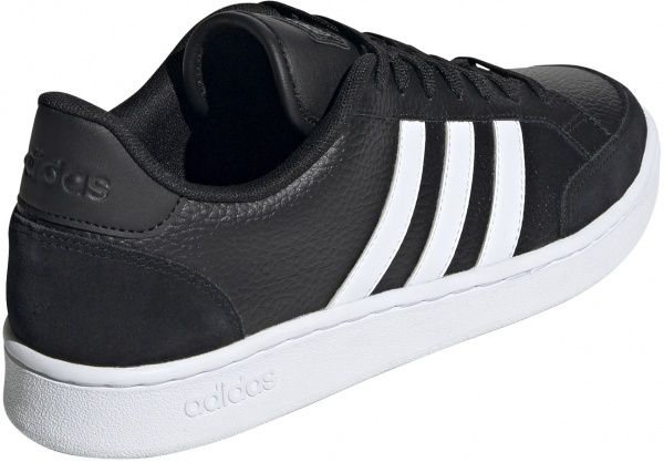 Кроссовки Adidas GRAND COURT SE FW6690 р.UK 7,5 черный