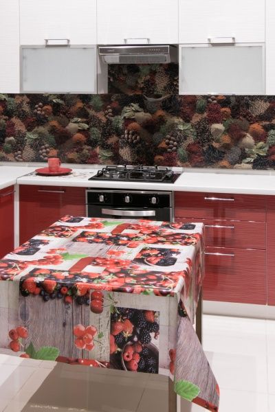 Клейонка на стіл UP! (Underprice) з підкладкою Ягоди 8662