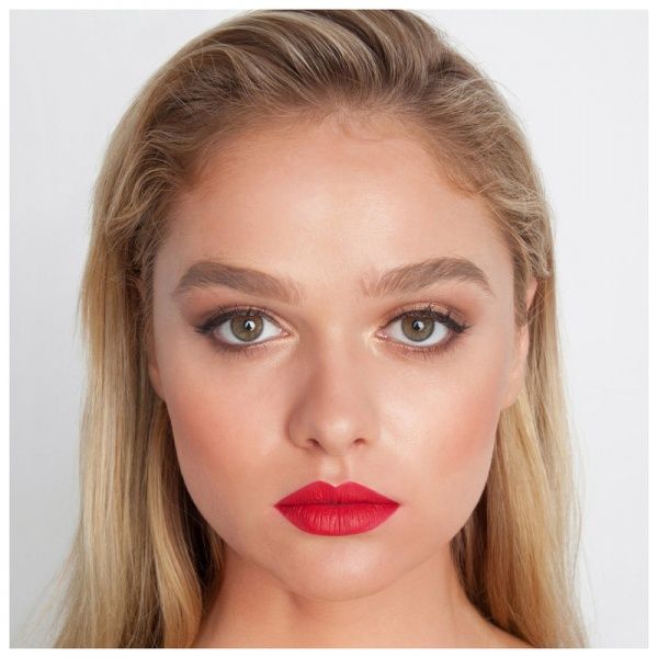 Помада рідка матова theBalm Meet Matte Hughes Devoted Bright Red 7,4 мл