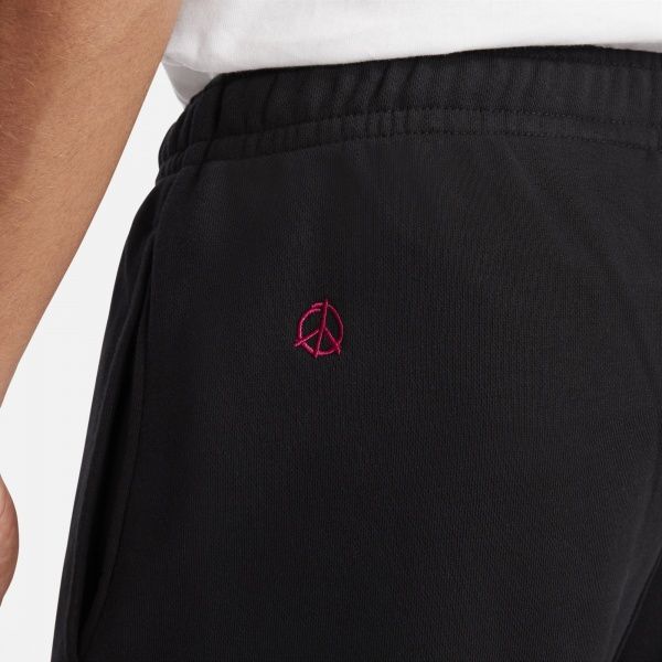 Брюки Nike M NSW CF FT PANT WTOUR DD0884-010 р. M черный