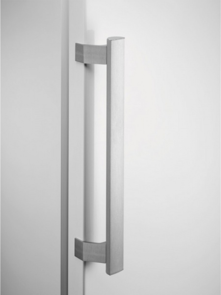 Холодильник Electrolux RRT5MF38W1