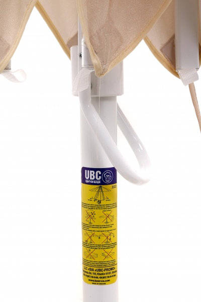 Зонт садовый UBC Group 3х3 м 4 спицы 4685 без опоры