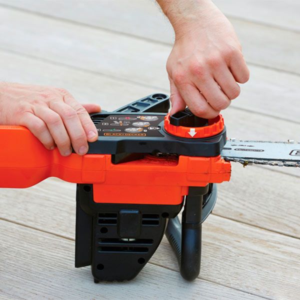 Электропила Black+Decker GKC1825L20