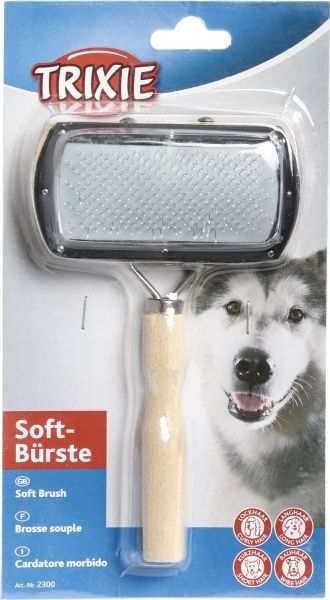 Пуходерка Trixie с деревянной ручкой с шариками 10x18 см 2300