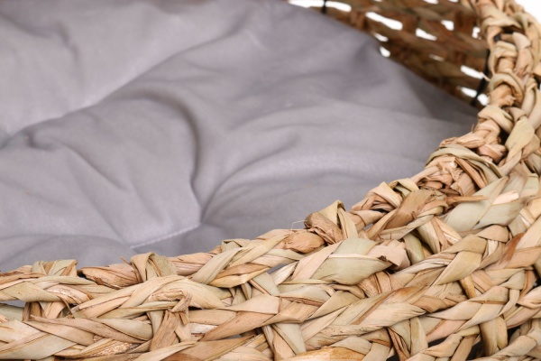 Лежак-корзина Koopman с подстилкой для домашних животных 68х20 см NBD200130