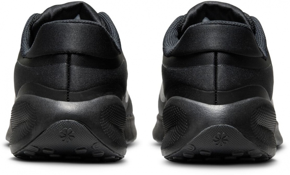 Кросівки дитячі Nike REVOLUTION 7 FB7689-001 р.40 чорні