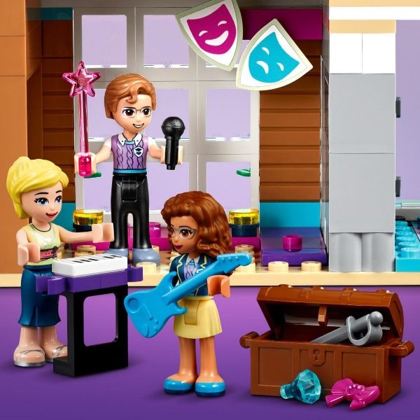 Конструктор LEGO Friends Школа у Хартлейк-Сіті 41682