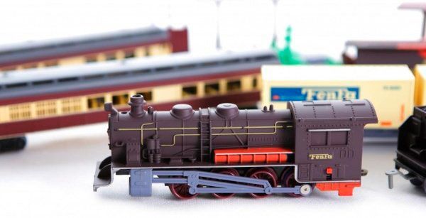 Поезд Fenfa с цистернами 1601A-3A