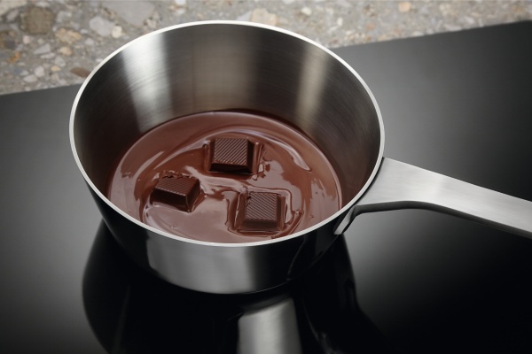 Варочная поверхность Electrolux CIR60430