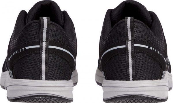 Кросівки McKinley Amphibio II M 288363-904057 р.42 EUR 42 27 см чорний