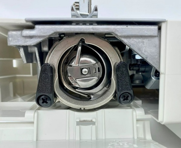 Швейна машина Minerva Next 421A