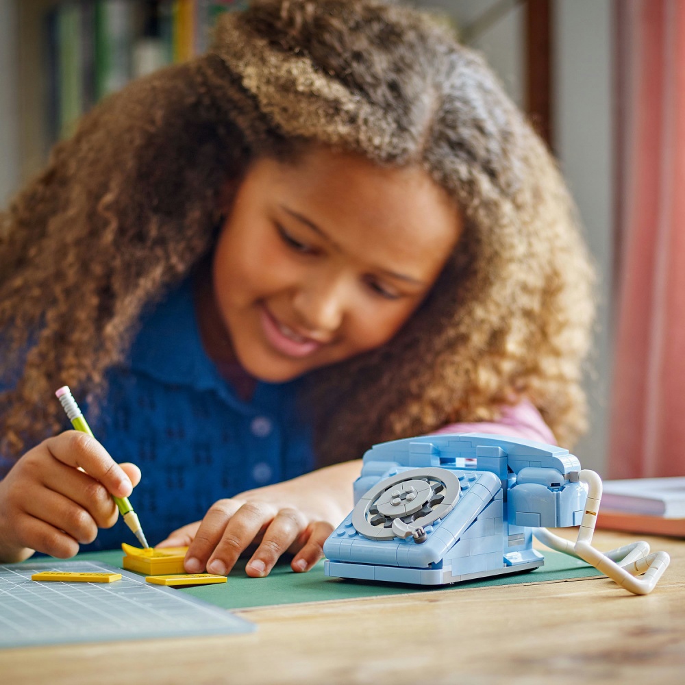 Конструктор LEGO Creator Ретро телефон 31174