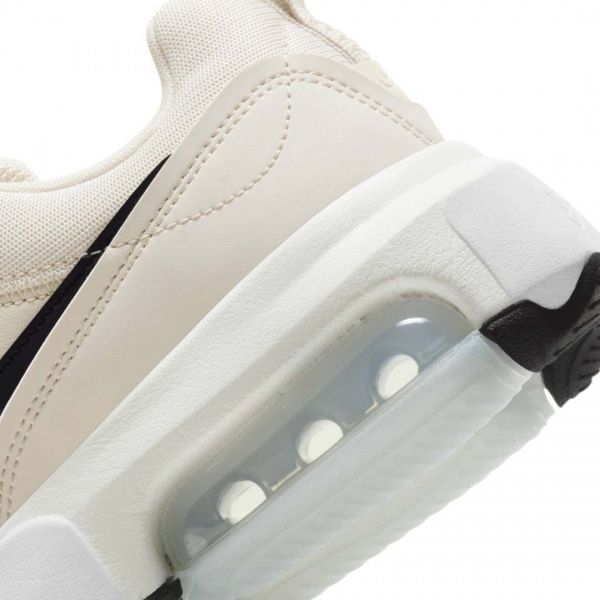 Кросівки Nike Air Max Verona CV7057-100 р.US 8,5 бежевий