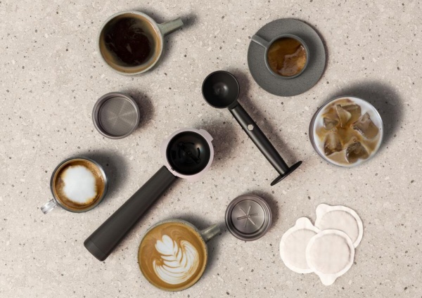 Кавоварка ріжкова Electrolux E6EC1-6BST 