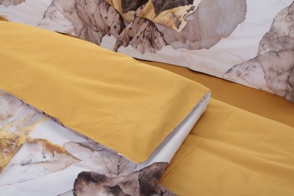 Комплект постельного белья Unique Melody семейный разноцветный 