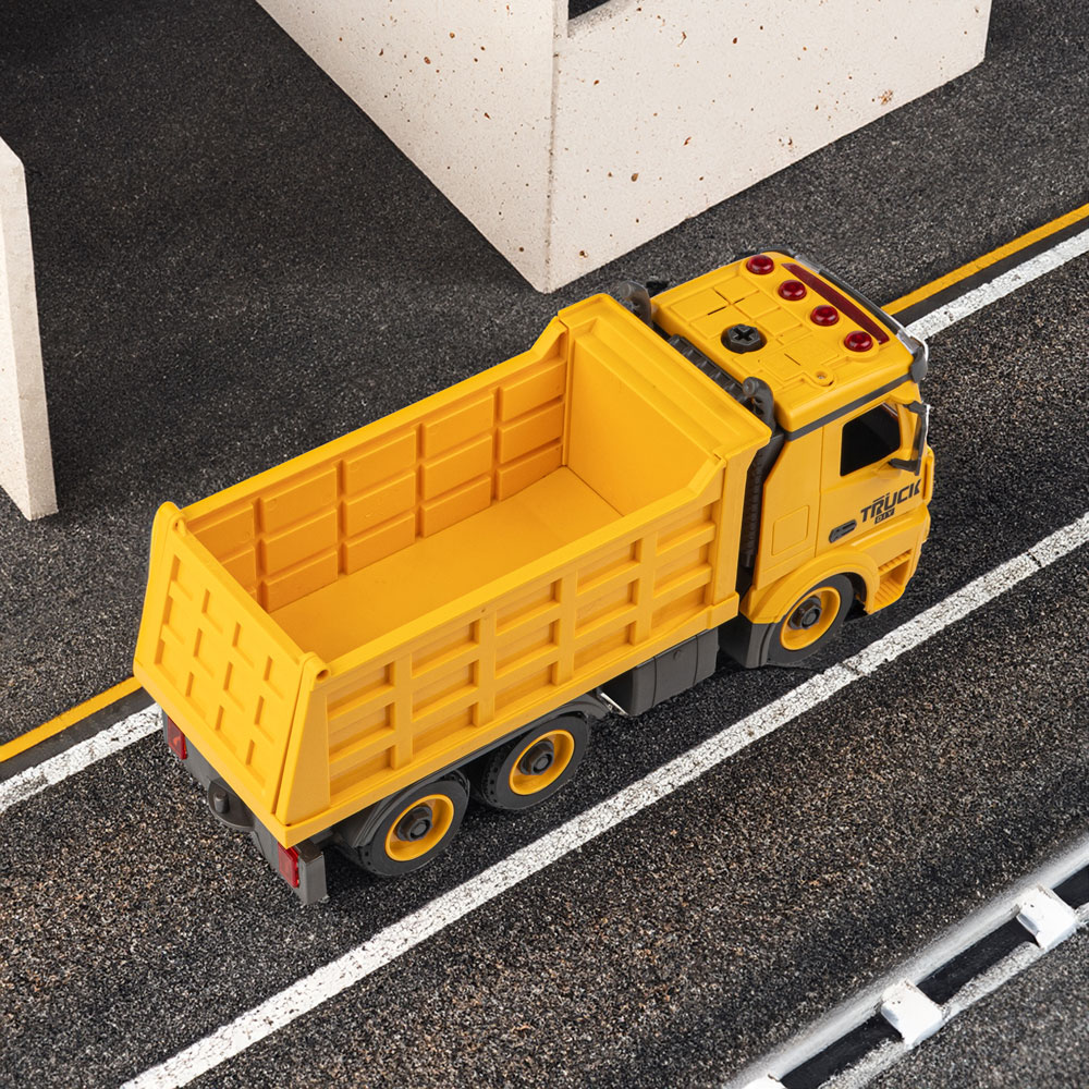 Автоконструктор Самосвал 1:24 532.01.90