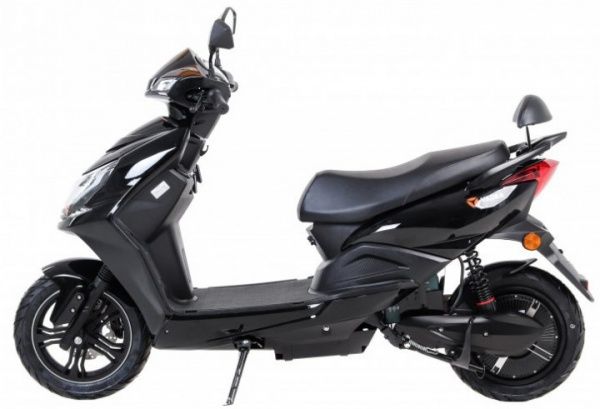 Электроскутер YADEA S-WAY (black)