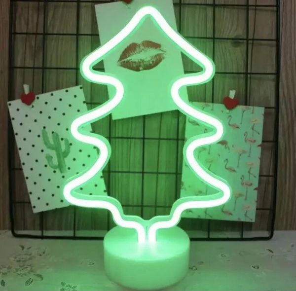 Фігурка з підсвіткою Девілон Ялинка на підставці 140663 27 см