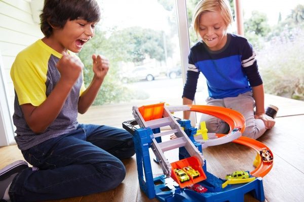 Трек Hot Wheels City FDF28