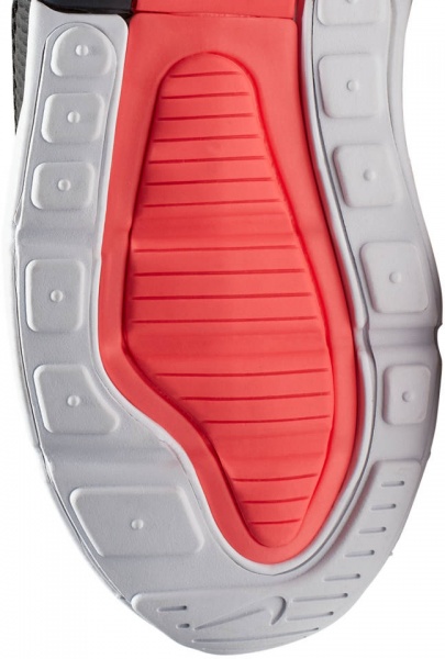 Кроссовки Nike NIKE AIR MAX 270 AO2372-001 р.32,5 черный