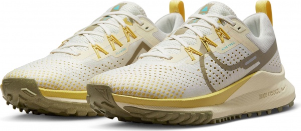 Кросівки Nike REACT PEGASUS TRAIL 4 FJ4732-001 р.39 бежевий