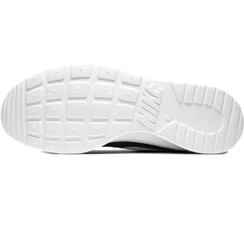 Кроссовки Nike TANJUN 812654-011 р.9,5 черный
