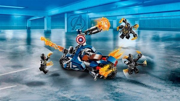 Конструктор LEGO DC Comics Super Heroes Капитан Америка: нападение всадников 76123