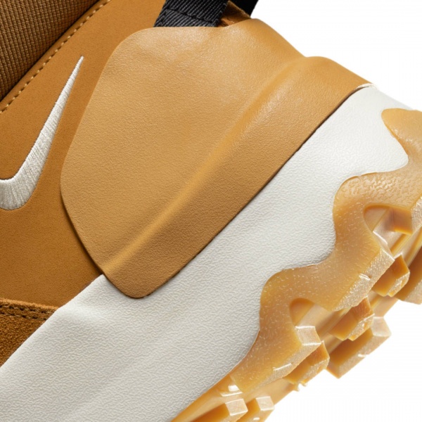 Ботинки Nike NIKE CITY CLASSIC DQ5601-710 р.41 коричневый