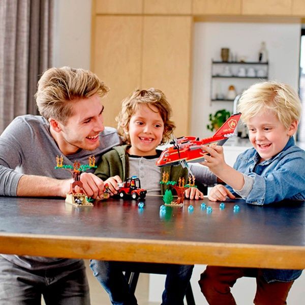 Конструктор LEGO City Пожежний літак 60217