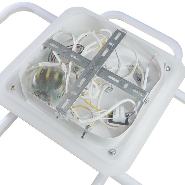 Світильник світлодіодний LED CONCEPT RGB Howth S 4 з пультом ДК 80 Вт білий 2800-6000-RGB К 