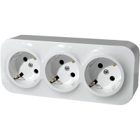 Розетка тройная с заземлением Legrand Quteo 3x2К+З со шторками белый 782218