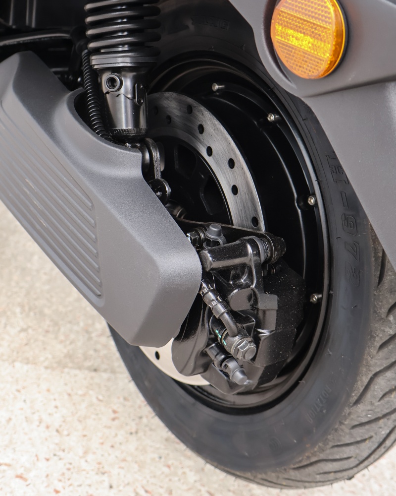 Электроскутер Maxxter ECLIPSE (Black), 2500 Вт