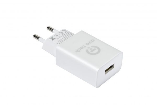 Сетевое зарядное устройство AvaTech Quick Charge 5V-3A/9V-2,4A/12V-1,5A