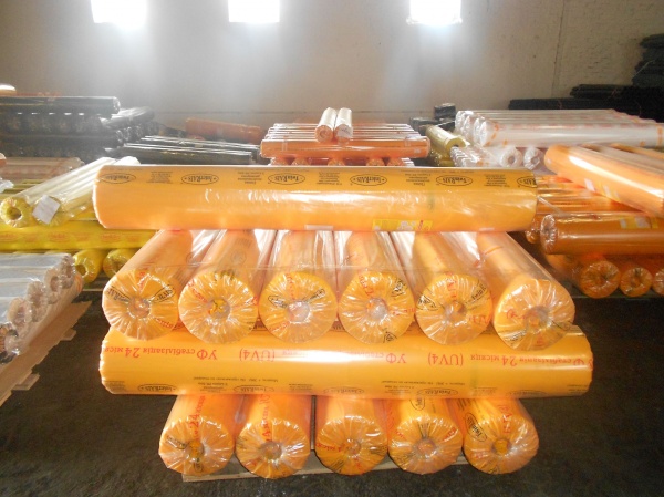 Пленка полиэтиленовая стабилизированная InterRAIS 3 м 150 мк прозрачный желтый