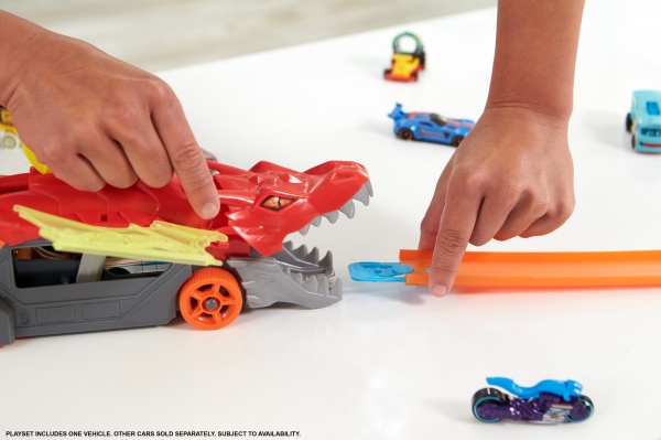 Вантажівка-транспортер Hot Wheels Паща дракона GTK42