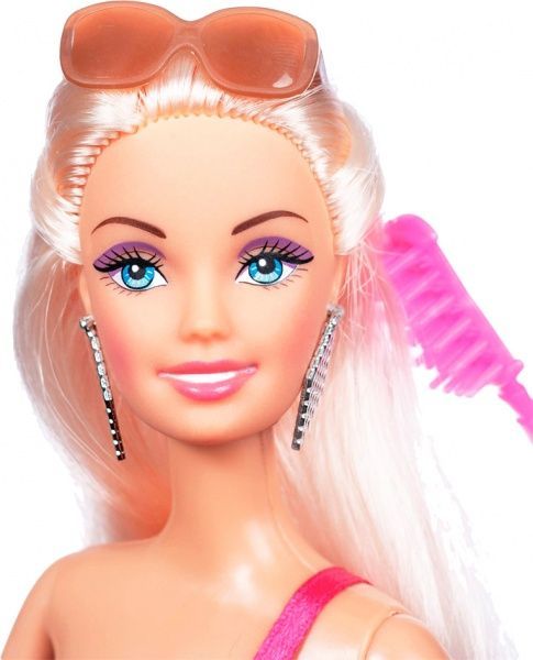 Кукла Ася блондинка с аксессуарами Странствующий уикенд