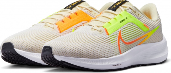 Кроссовки Nike AIR ZOOM PEGASUS 40 DV3853-101 р.45,5 бежевый