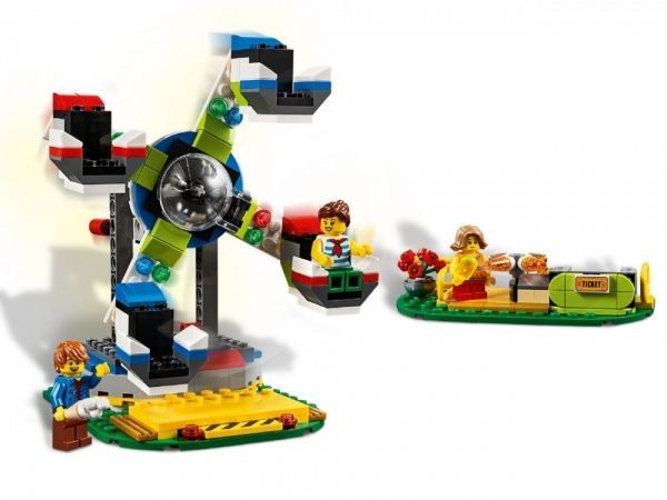 Конструктор LEGO Creator Ярмарочная карусель 31095