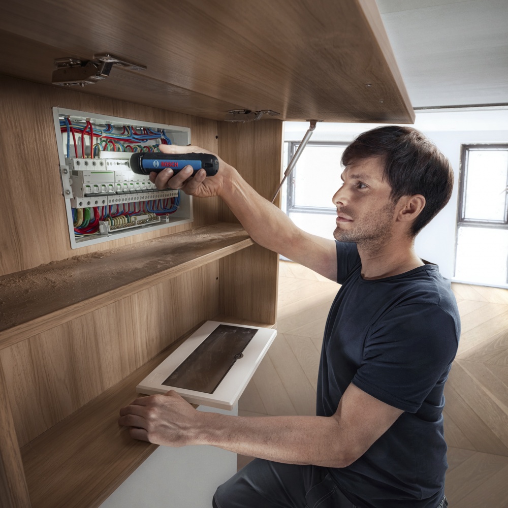 Викрутка акумуляторна Bosch Professional GO 3 06019H2201