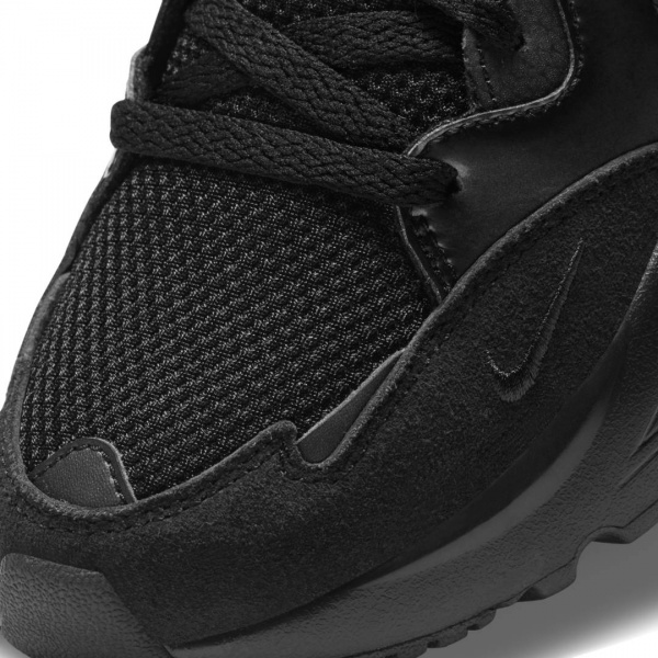 Кросівки Nike WMNS NIKE AIR MAX FUSION CJ1671-002 р.US 7,5 чорний