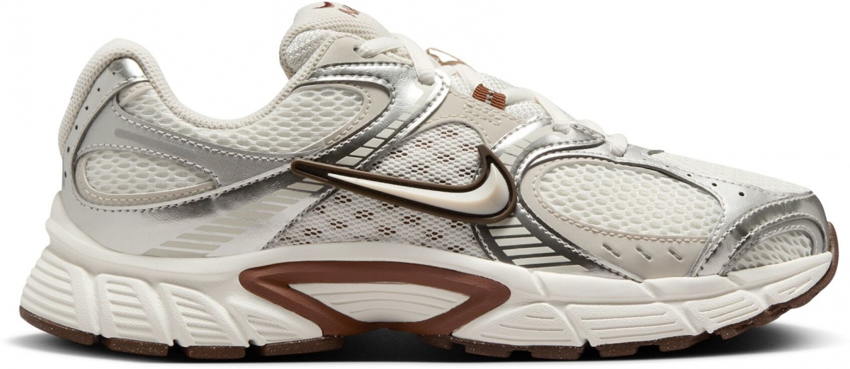 Кросівки жіночі Nike W V5 RNR HQ7901-102 р.38,5 молочні — фото 1