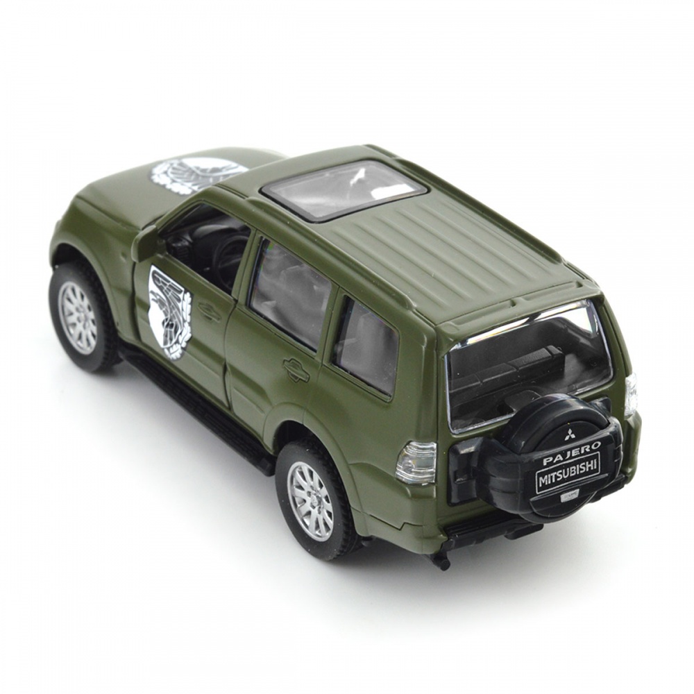 Автомодель TechnoDrive 1:32 серии Шевроны Героев Mitsubishi Pajero 4WD Tubro 93 ОМБр 250283M