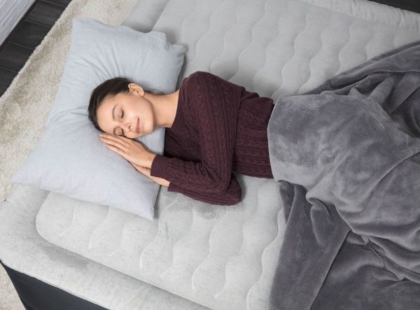 Матрас надувной Bestway Fortech Airbed Queen с двойным электронасосом 203x46 см серый 69075