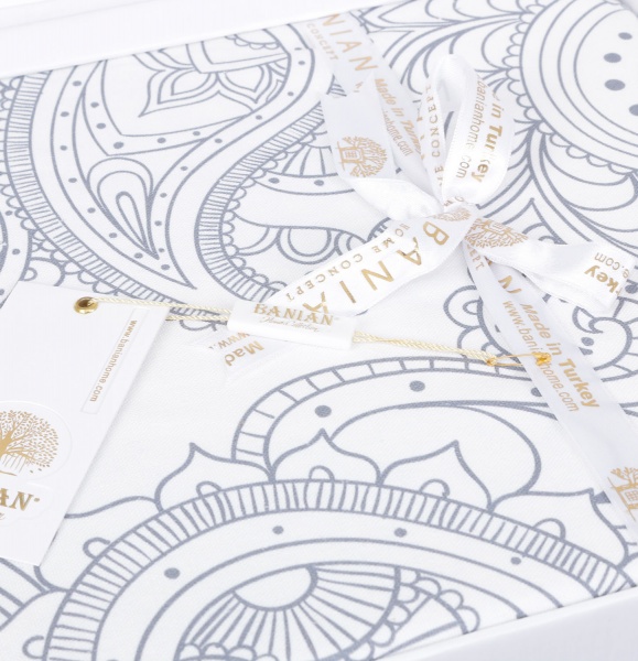 Скатерть Juliana 160x220 см бело-серый Banian 