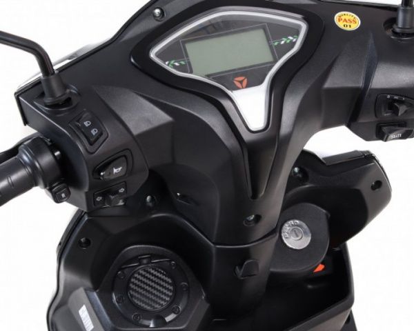 Электроскутер YADEA S-WAY (black)