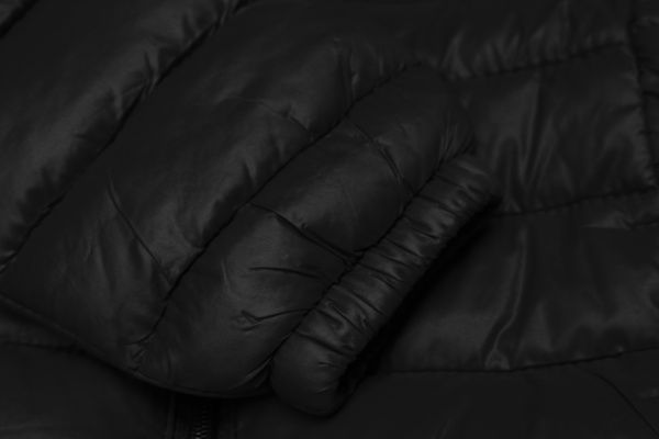 Куртка детская для мальчика JOIKS р.122 черный KD-01 