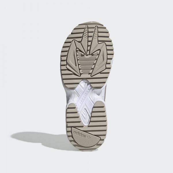 Кроссовки Adidas KIELLOR XTRA W EF9103 р.4,5 коричневый